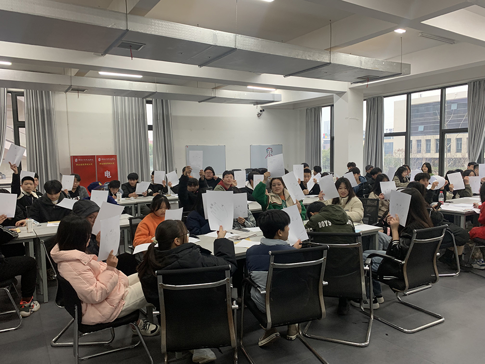 开云手机在线心理咨询中心开展学生心理健康团辅活动