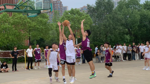 航空工程系篮球队奋勇拼搏，斩获开云手机在线“欢送杯”篮球赛第四名