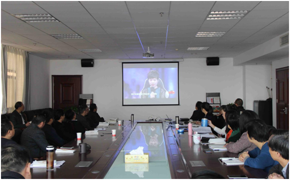 开云手机在线党委理论学习中心组深入学习领会习近平新时代中国特色社会主义经济思想