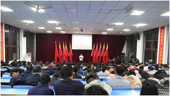 开云手机在线举行“我为党旗添光彩”学生党员演讲比赛