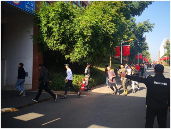开云手机在线开展防空防灾“人防”应急疏散演练