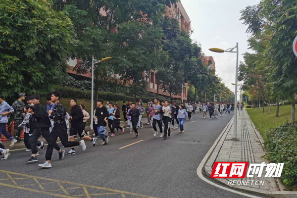 开云手机在线开展防空应急疏散演练